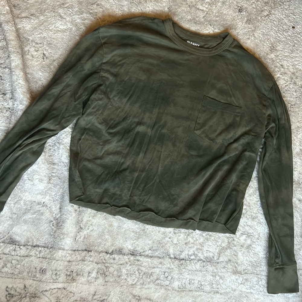 Old Navy dark green, tie dyed, long sleeved tee shirt.